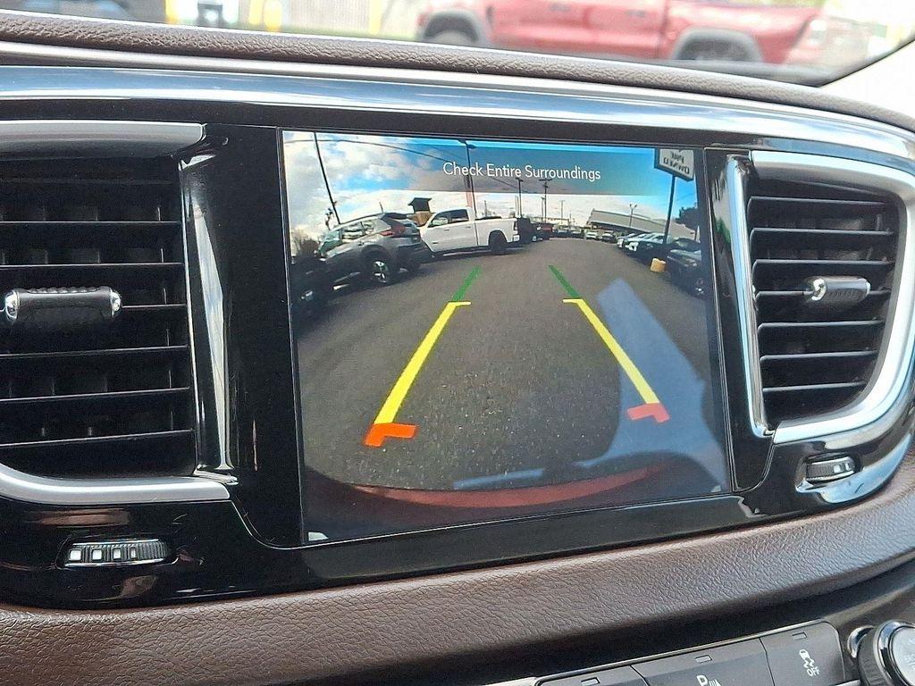 used 2018 Chrysler Pacifica car, priced at $15,790