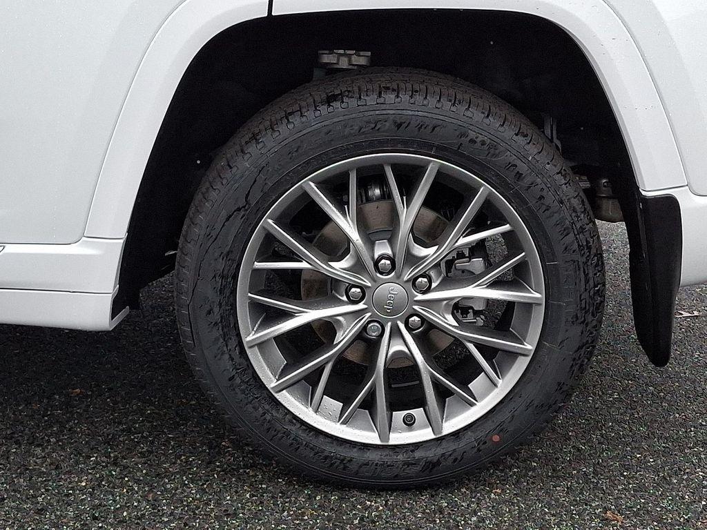 new 2025 Jeep Grand Cherokee car, priced at $58,730