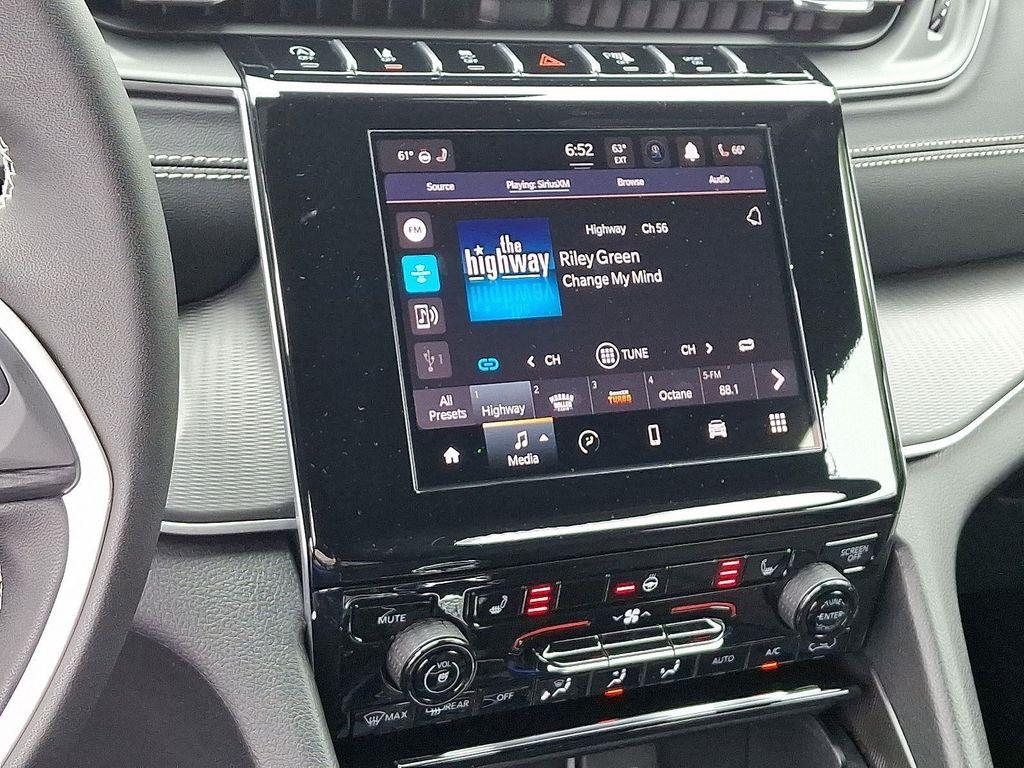 new 2025 Jeep Grand Cherokee L car, priced at $47,120