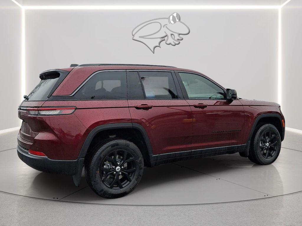 new 2026 Jeep Grand Cherokee car, priced at $46,875