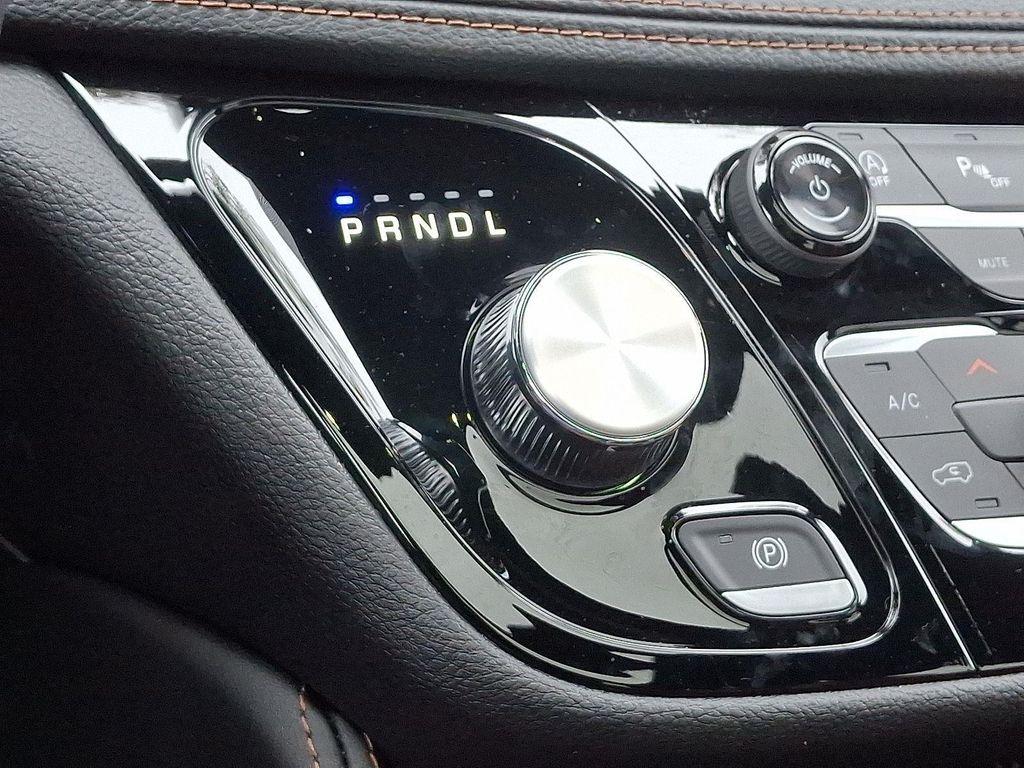 new 2026 Chrysler Pacifica car, priced at $56,060