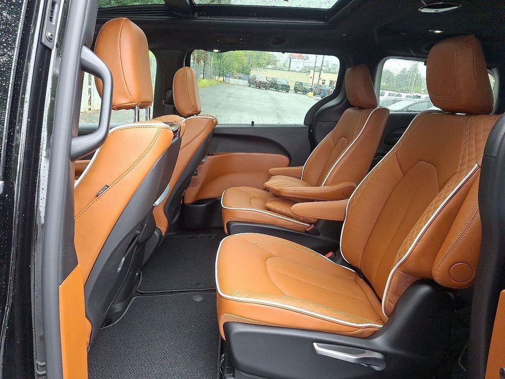 new 2026 Chrysler Pacifica car, priced at $56,060