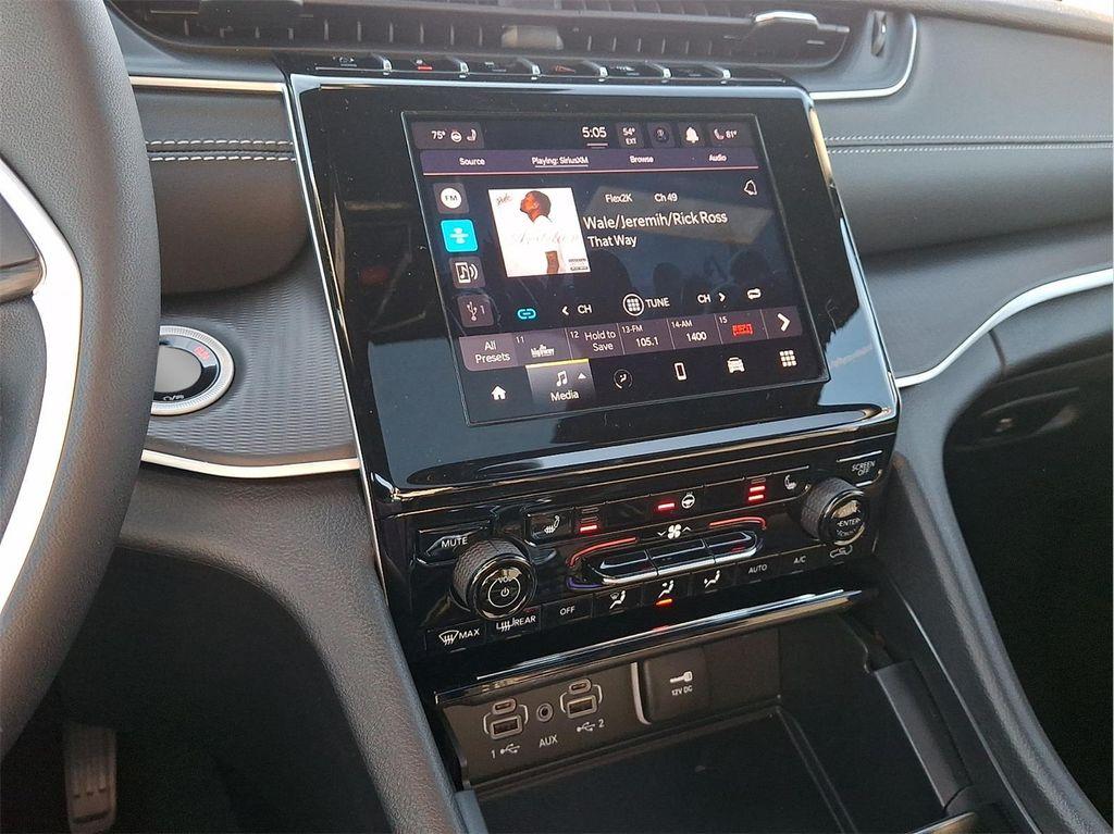 new 2026 Jeep Grand Cherokee car, priced at $39,229