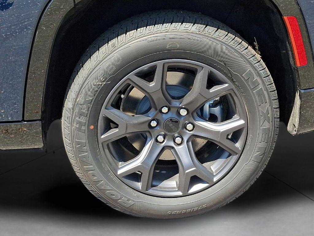 new 2026 Jeep Grand Wagoneer car, priced at $80,344