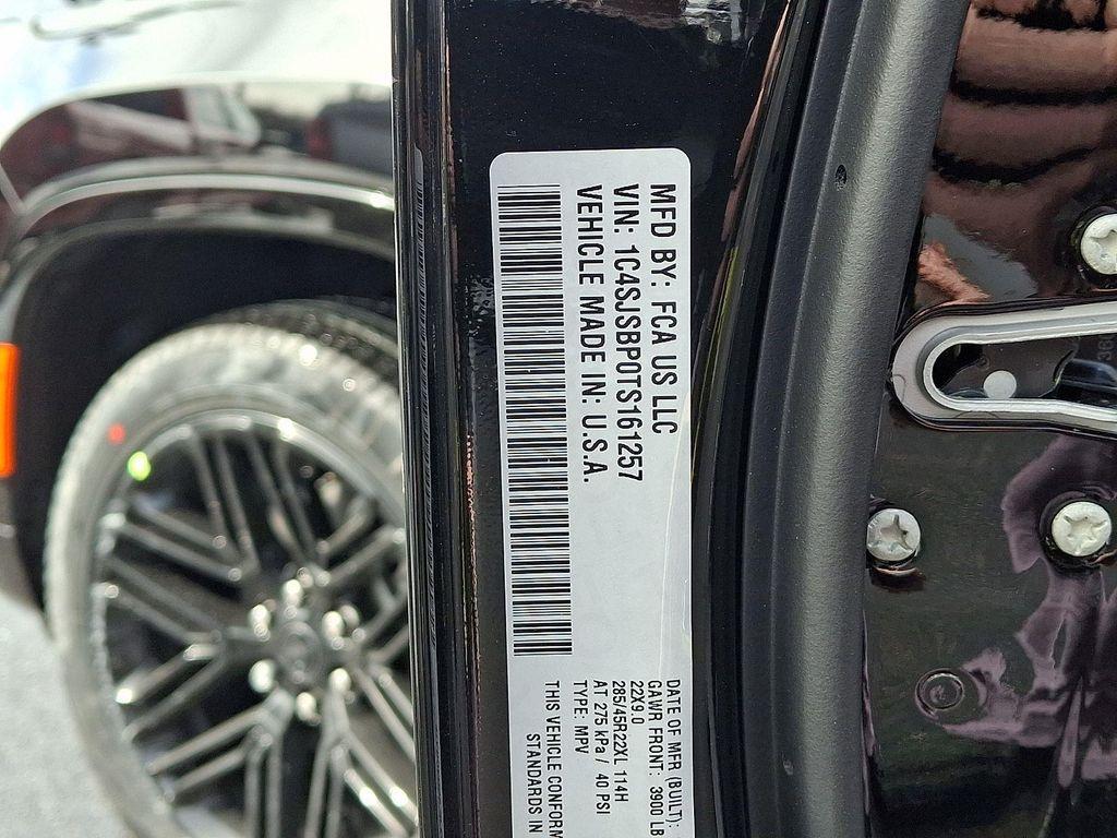 new 2026 Jeep Grand Wagoneer L car, priced at $85,330