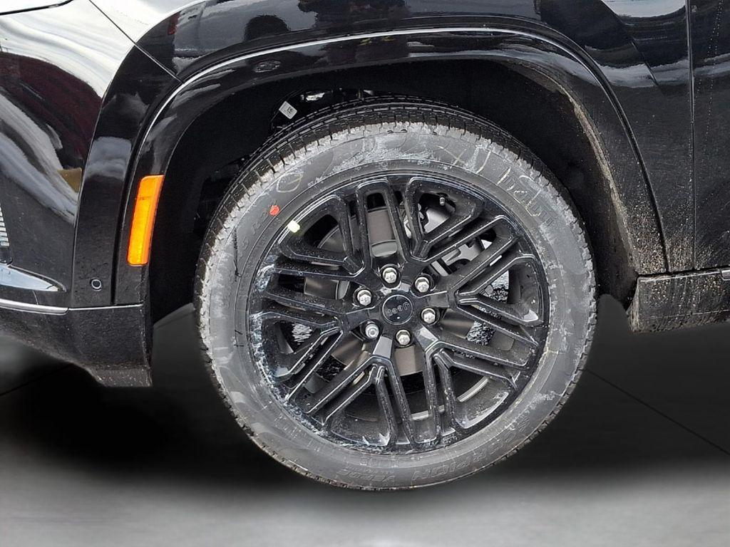 new 2026 Jeep Grand Wagoneer L car, priced at $82,629