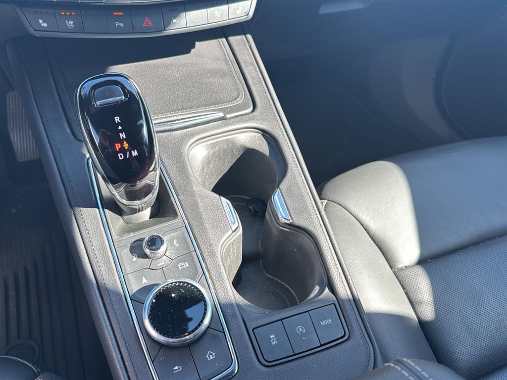 used 2024 Cadillac XT4 car, priced at $37,500