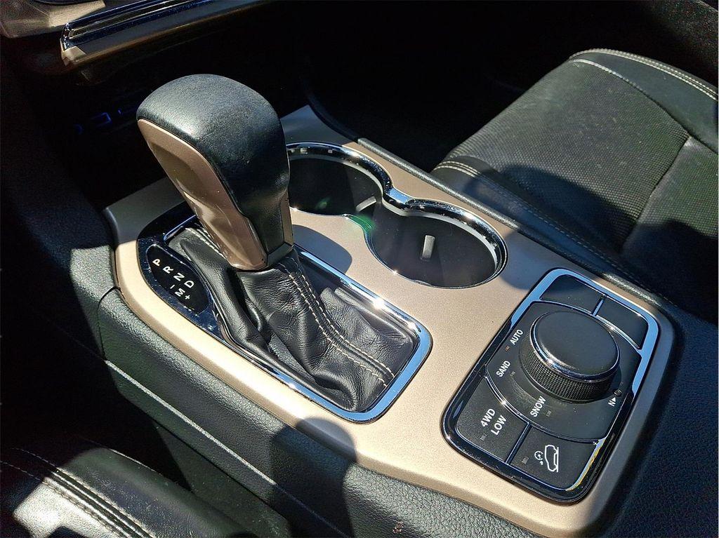 used 2016 Jeep Grand Cherokee car, priced at $16,500