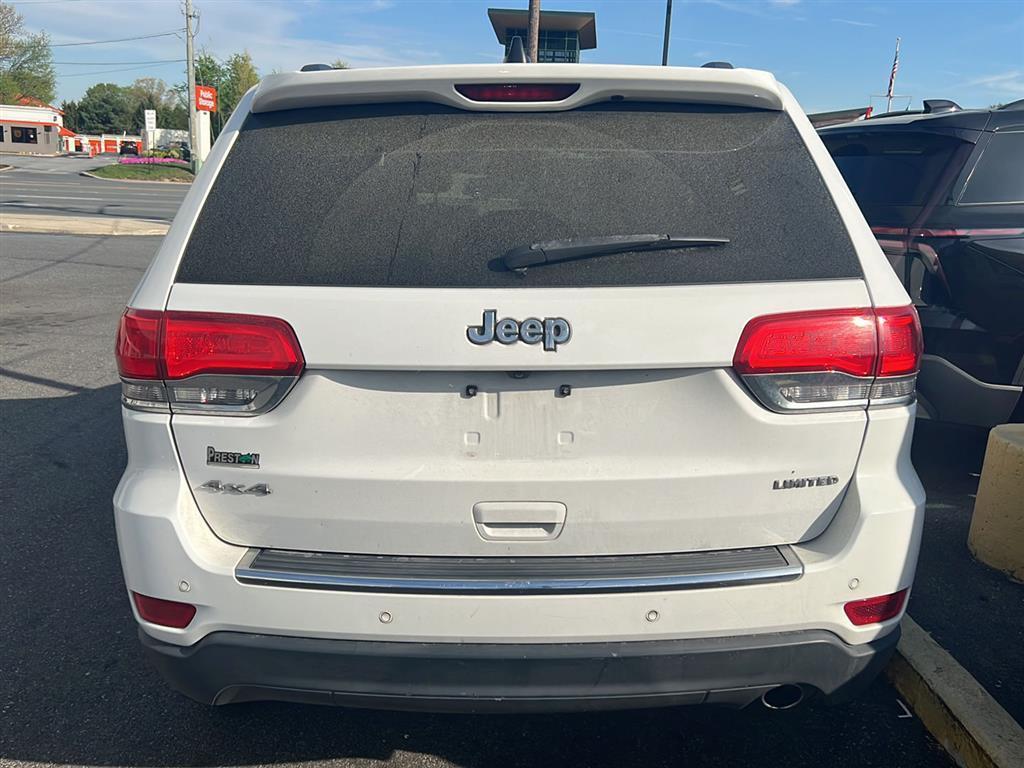 used 2016 Jeep Grand Cherokee car, priced at $18,500