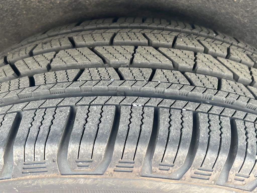 used 2016 Jeep Grand Cherokee car, priced at $18,500