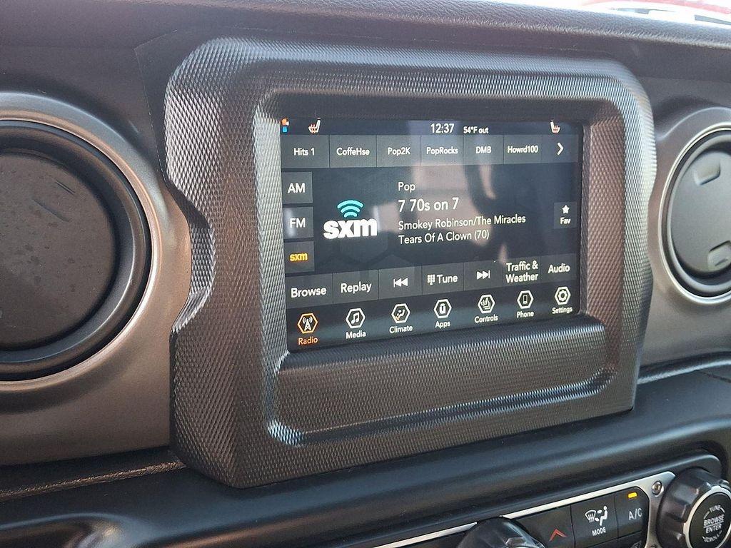 used 2022 Jeep Gladiator car, priced at $29,407