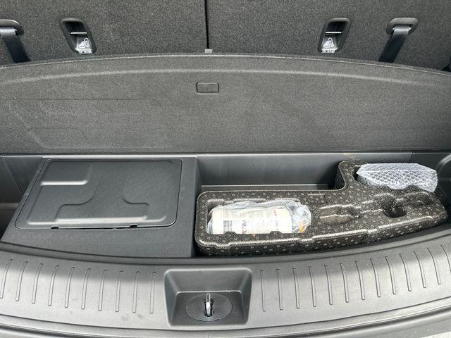 new 2026 Hyundai SANTA FE HEV car, priced at $39,265