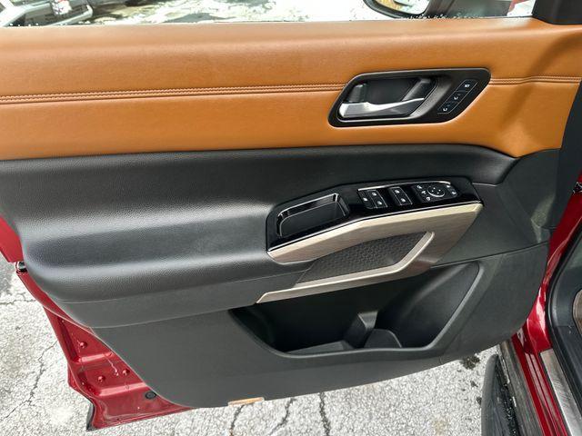 used 2022 Nissan Pathfinder car, priced at $31,981