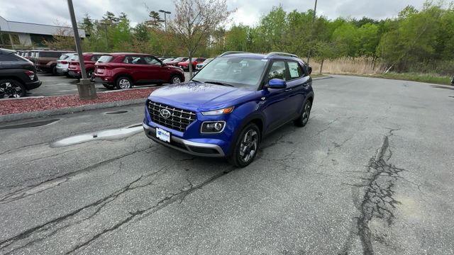 new 2025 Hyundai Venue car, priced at $22,220