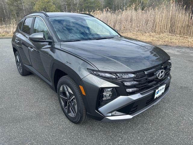 new 2026 Hyundai TUCSON Hybrid car, priced at $32,906