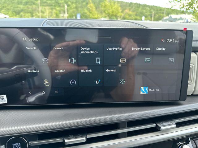 new 2026 Hyundai SANTA FE HEV car, priced at $38,999