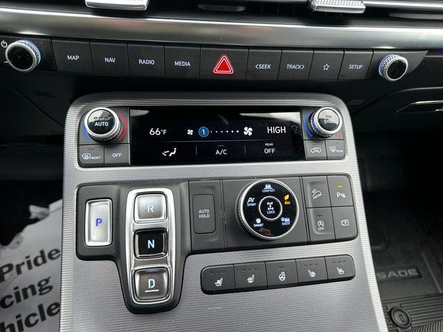 used 2024 Hyundai Palisade car, priced at $37,160