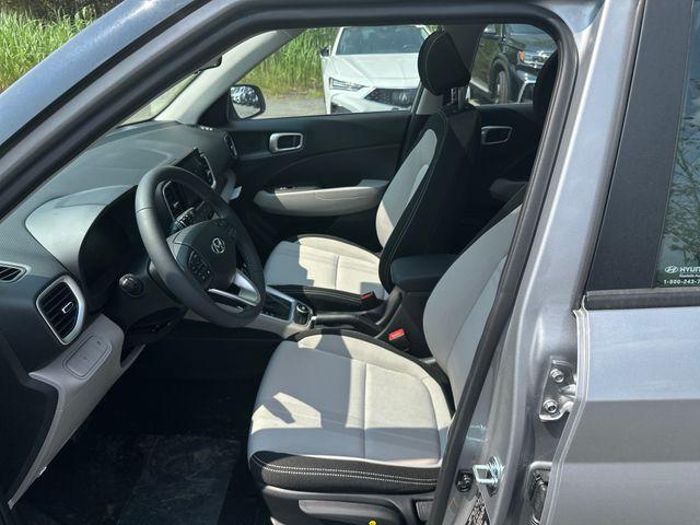 new 2025 Hyundai Venue car, priced at $21,634