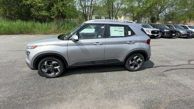new 2025 Hyundai Venue car, priced at $21,634