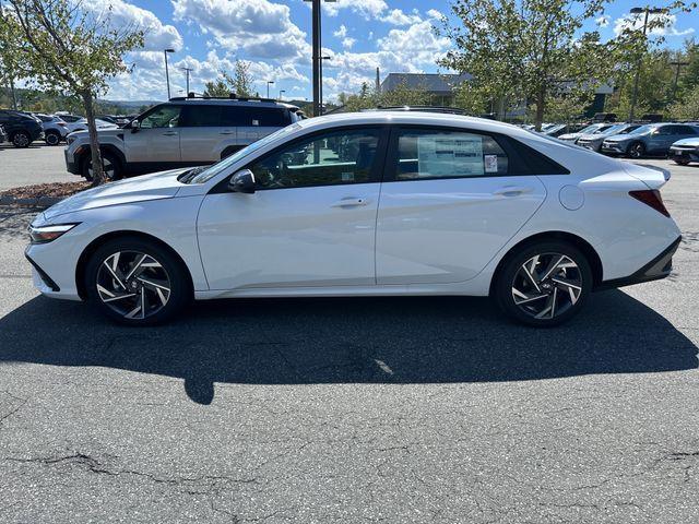new 2025 Hyundai Elantra car, priced at $22,072