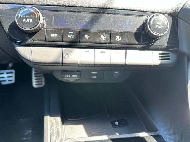 new 2025 Hyundai Elantra car, priced at $22,072