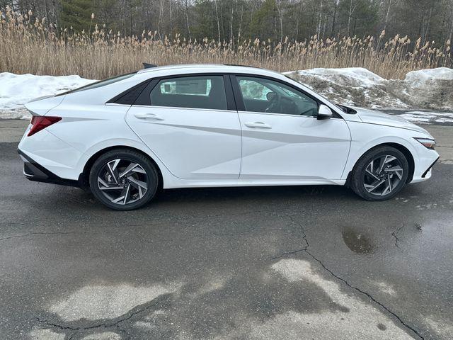 new 2026 Hyundai ELANTRA HEV car, priced at $29,655