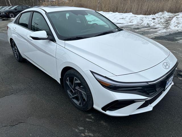 new 2026 Hyundai ELANTRA HEV car, priced at $29,655