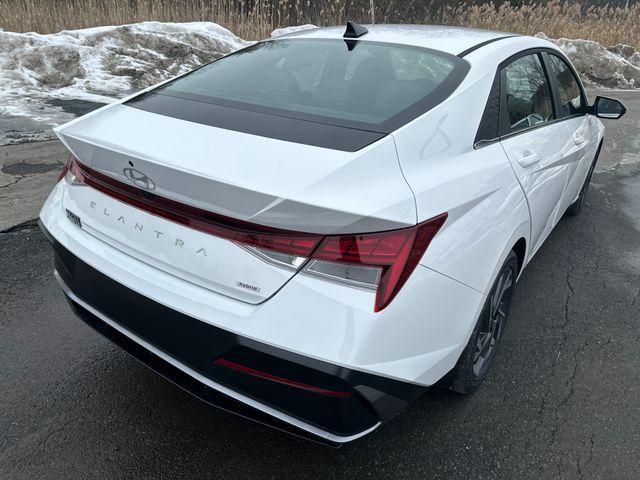 new 2026 Hyundai ELANTRA HEV car, priced at $29,655