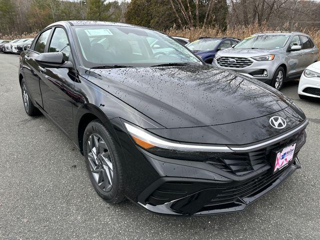 new 2026 Hyundai ELANTRA HEV car, priced at $25,963