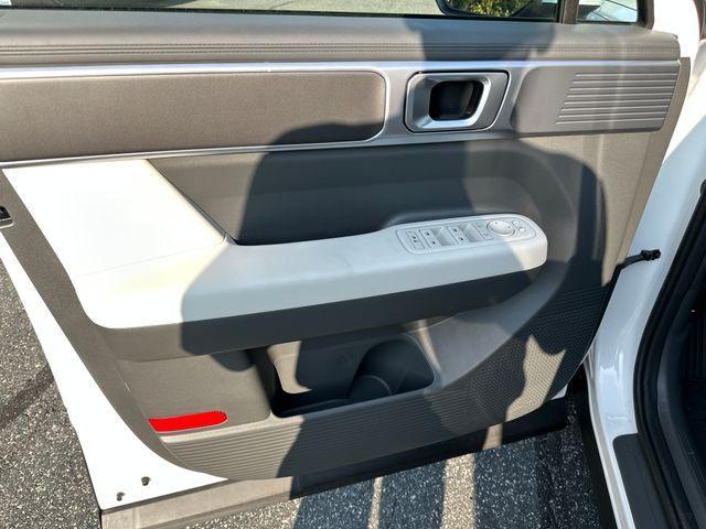 new 2026 Hyundai SANTA FE HEV car, priced at $38,038