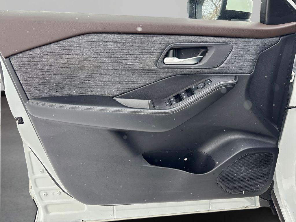 used 2023 Nissan Rogue car, priced at $23,959