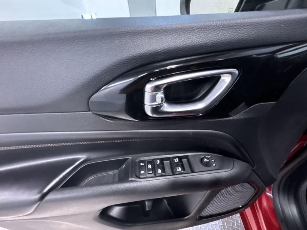 used 2023 Jeep Compass car, priced at $21,900