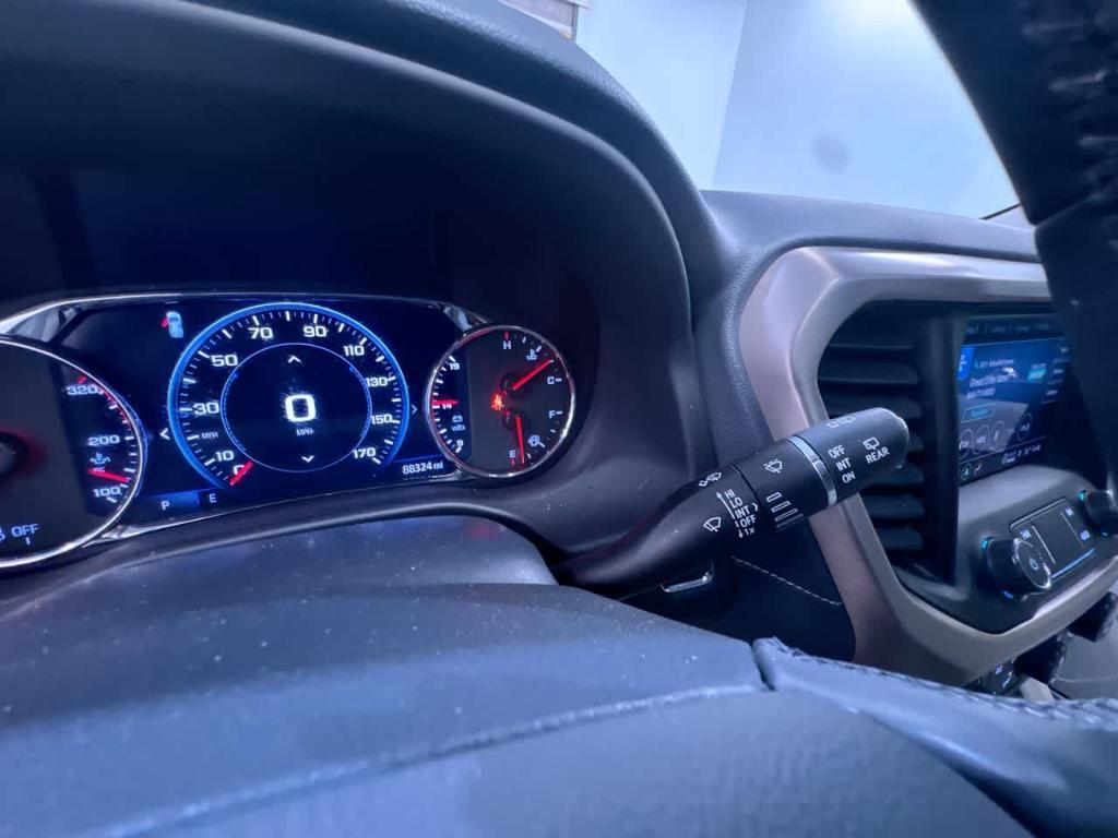 used 2023 GMC Acadia car, priced at $29,900
