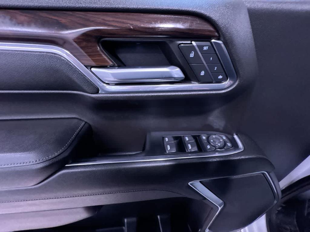 used 2024 GMC Sierra 1500 car, priced at $37,724