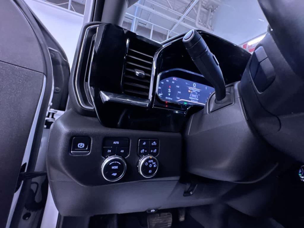 used 2024 GMC Sierra 1500 car, priced at $37,724