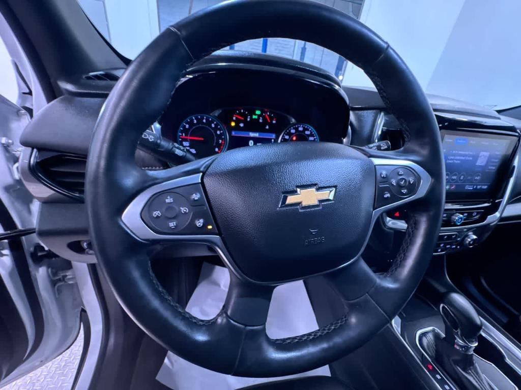 used 2023 Chevrolet Traverse car, priced at $32,800