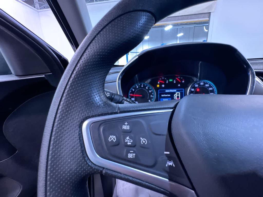 used 2023 Chevrolet Equinox car, priced at $23,900