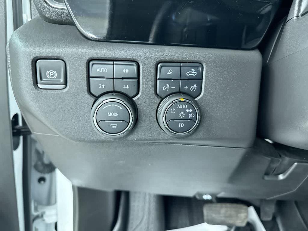 used 2025 Chevrolet Silverado 1500 car, priced at $54,900