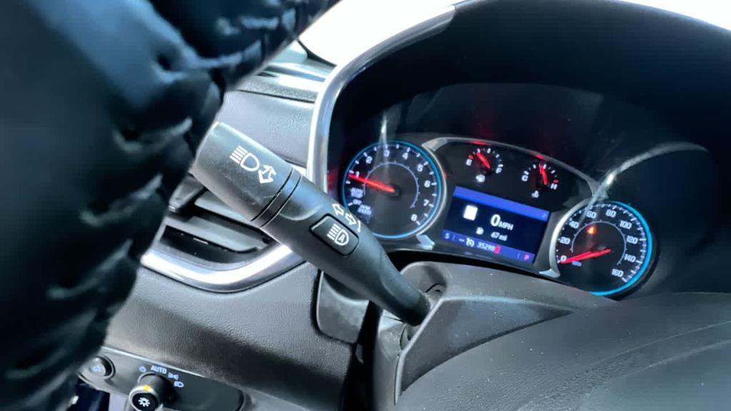 used 2022 Chevrolet Equinox car, priced at $19,900