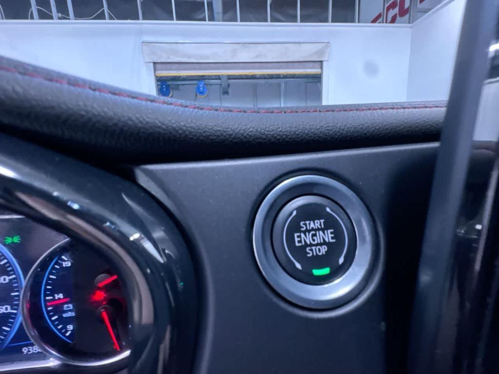 used 2024 Chevrolet Blazer car, priced at $36,995