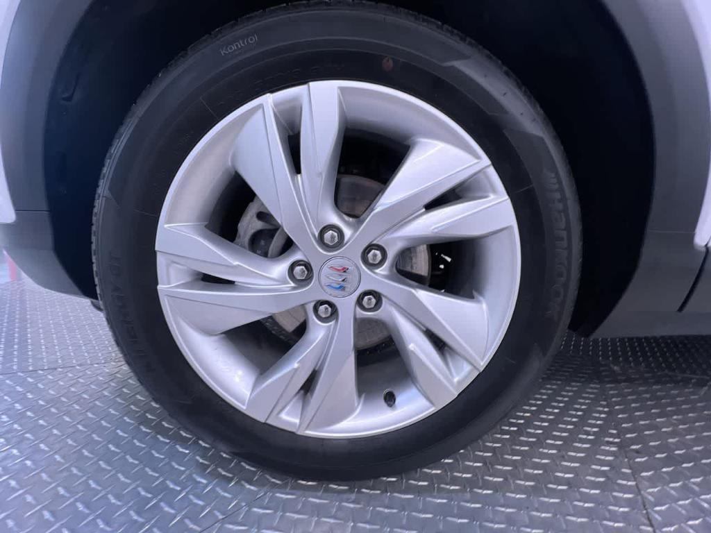 used 2025 Buick Encore GX car, priced at $21,900