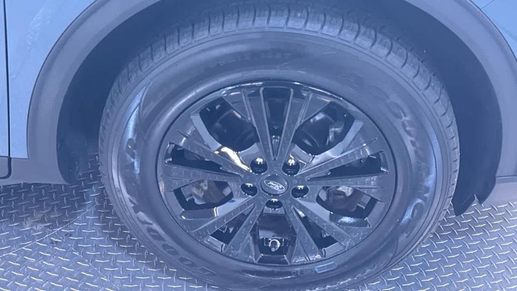 used 2023 Ford Escape car, priced at $18,949