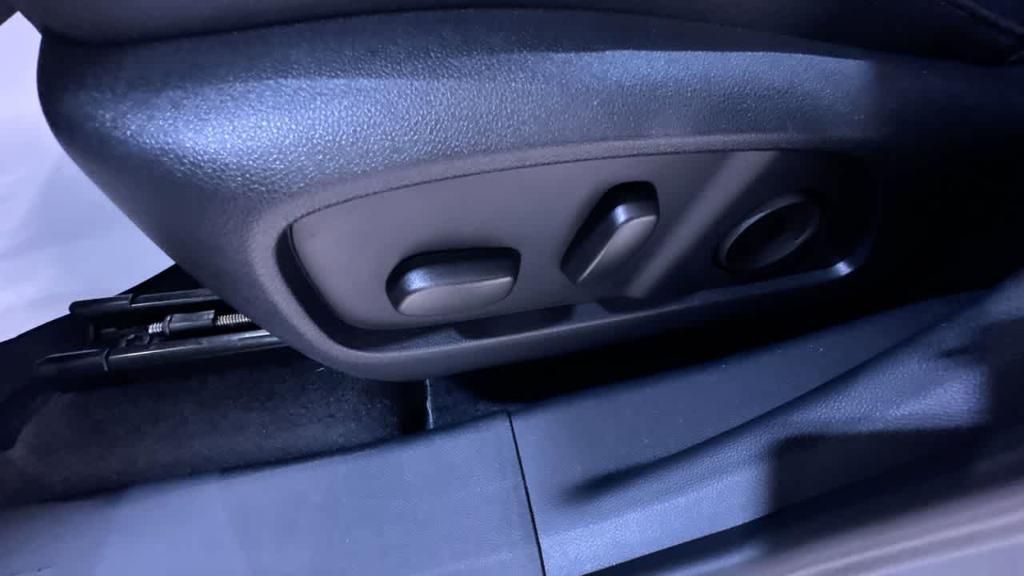 used 2026 Chevrolet Equinox car, priced at $31,498