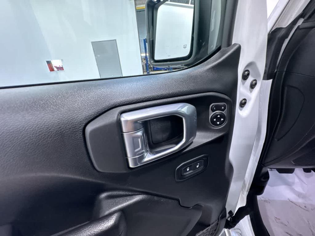 used 2021 Jeep Wrangler Unlimited car, priced at $29,900