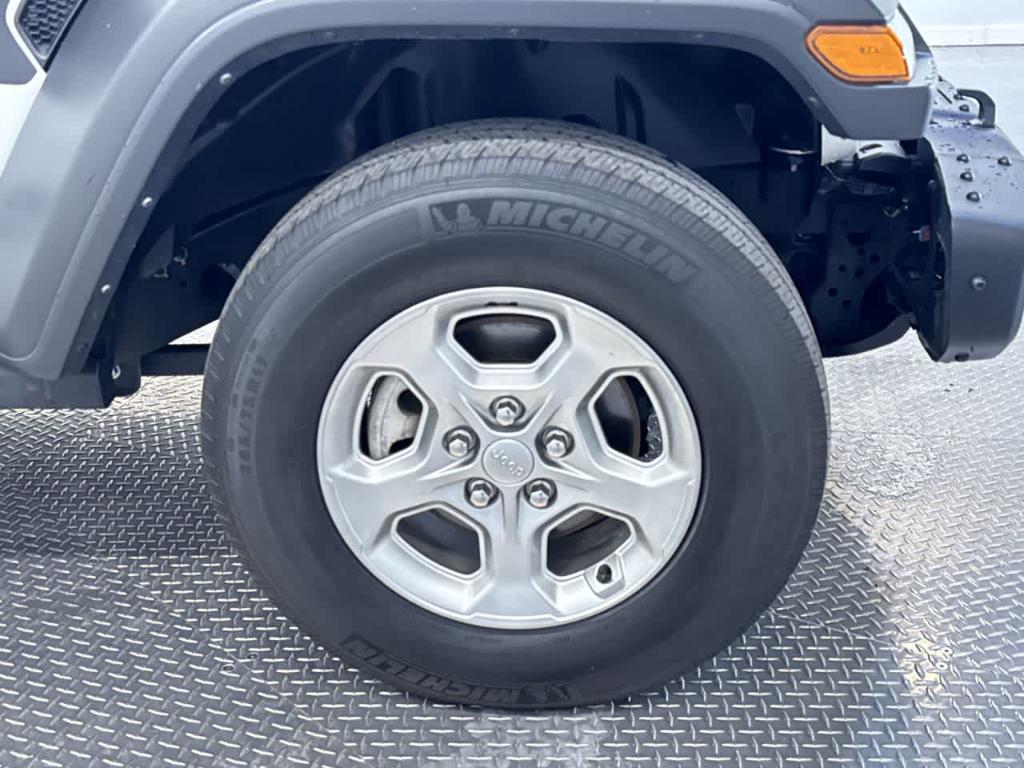 used 2021 Jeep Wrangler Unlimited car, priced at $29,900