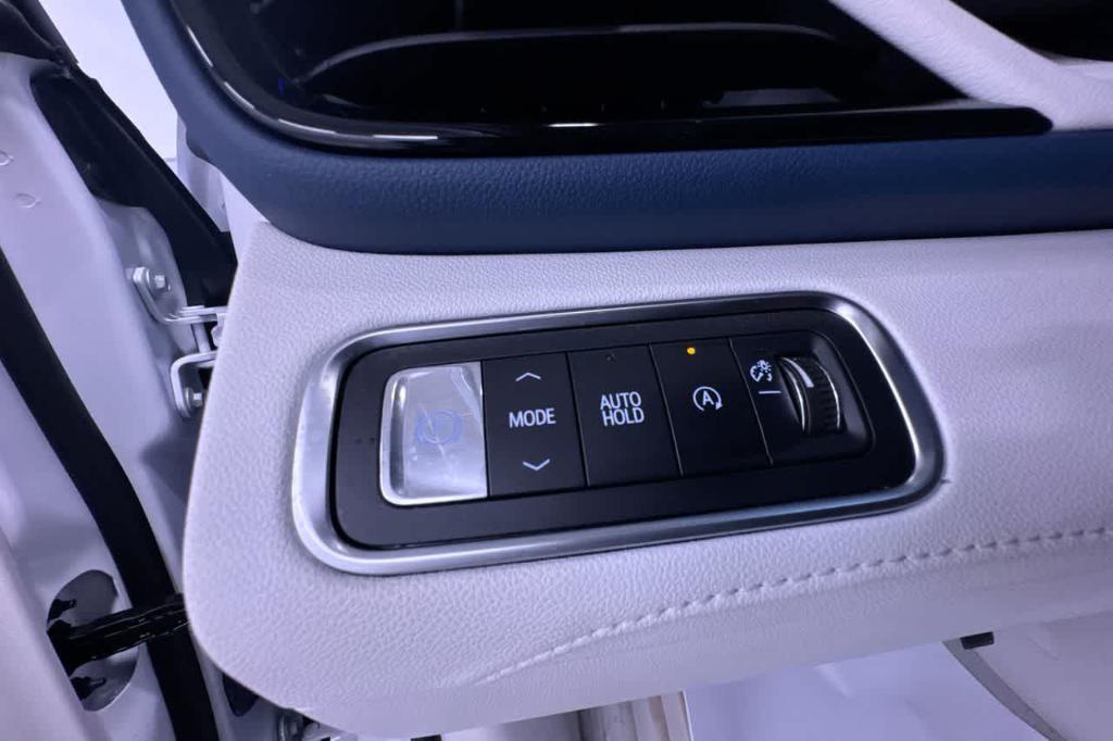 used 2025 Buick Enclave car, priced at $48,824