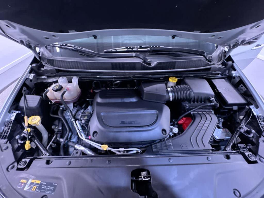 used 2024 Chrysler Pacifica car, priced at $31,925