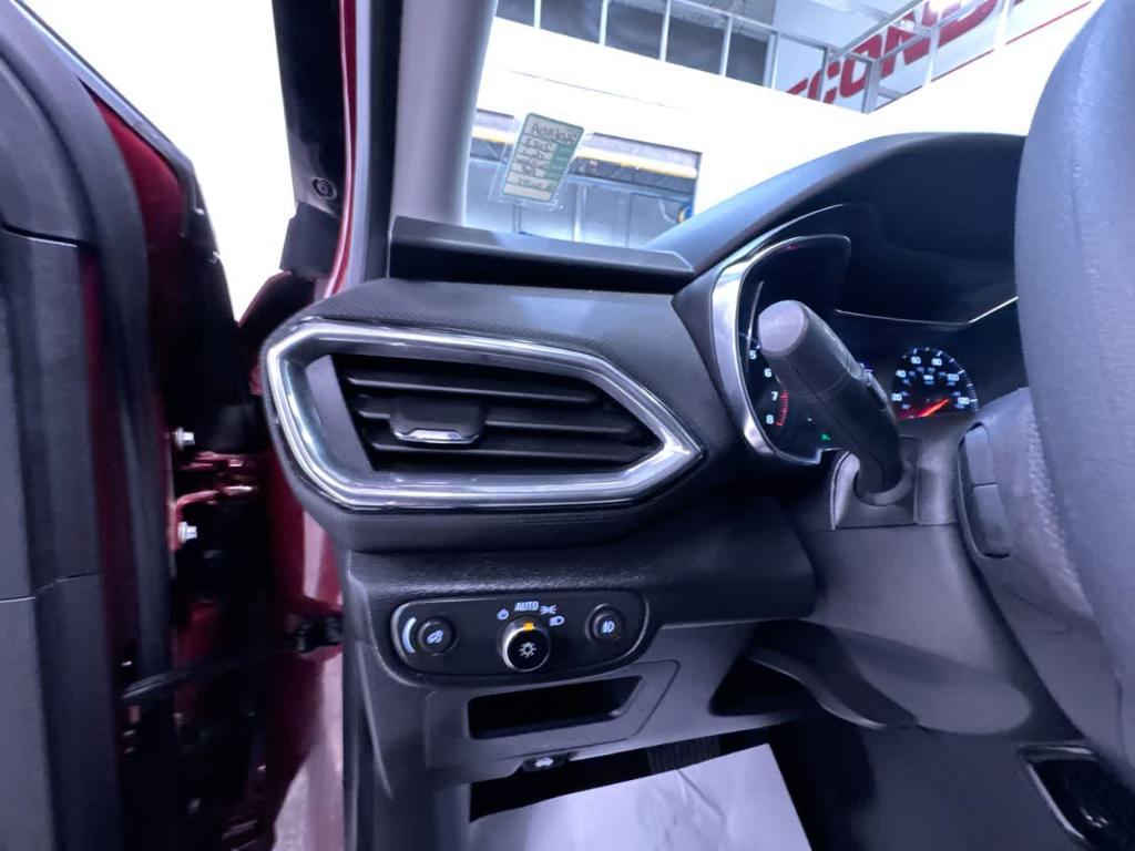 used 2023 Chevrolet TrailBlazer car, priced at $22,275