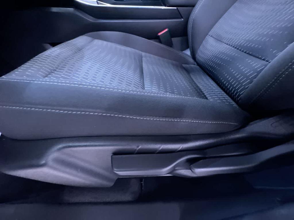 used 2025 Chevrolet Equinox car, priced at $27,925