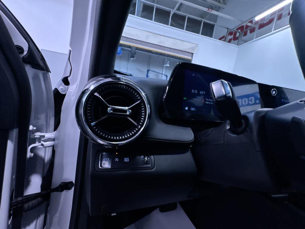 used 2025 Chevrolet Equinox car, priced at $27,925